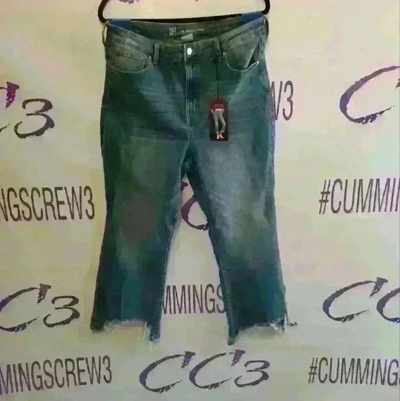 No boundaries high rise crop flare jeans.jrs.new with tags - Picture 1 of 7